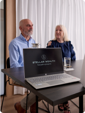 blog23 older couple meeting with stellar wealth
